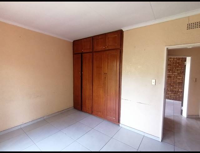 3 BEDROOM FREESTANDING SOLD IN RANDLESPARK